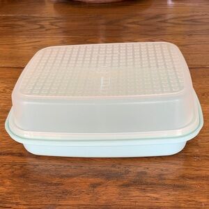 Vintage Tupperware USA Season and Serve Marinate  Storage Container 1295